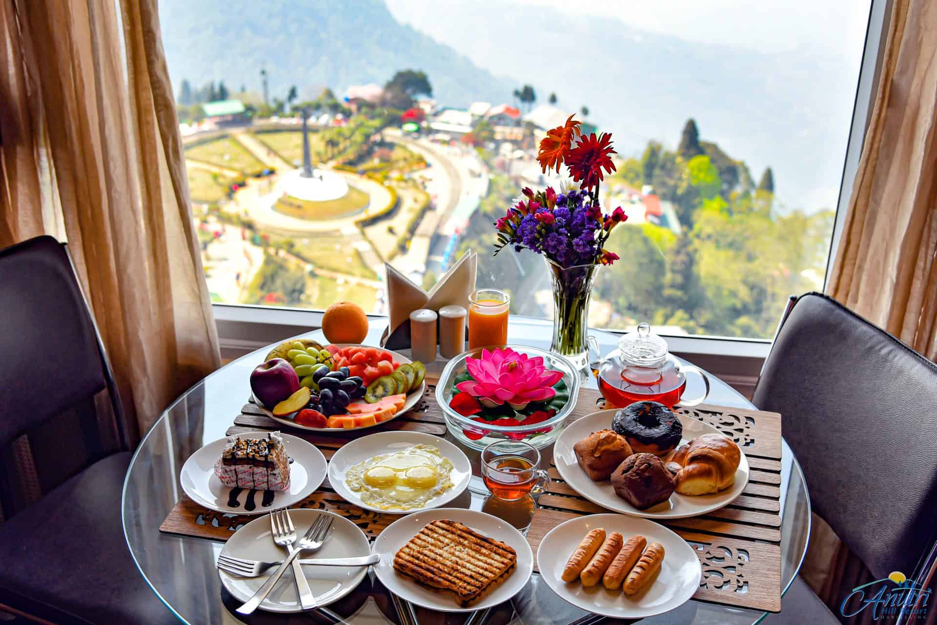 Breakfast at Anutri Hill Resort
